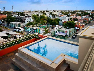 Sunrise 42 Suites Hotel Playa del Carmen 3*,