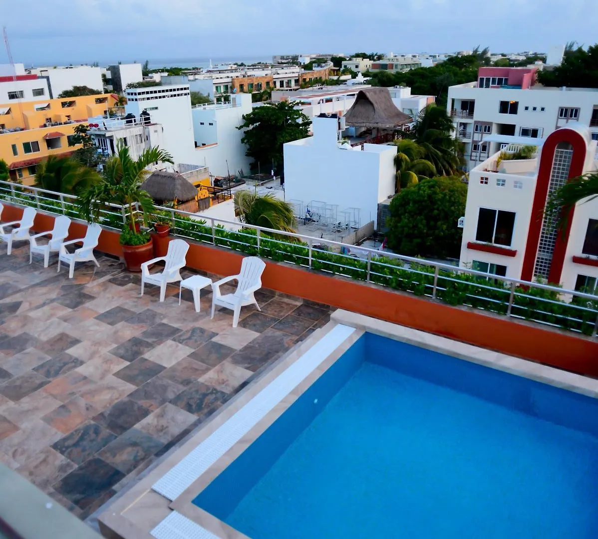 Sunrise 42 Suites Hotel Playa del Carmen 3*,  Messico